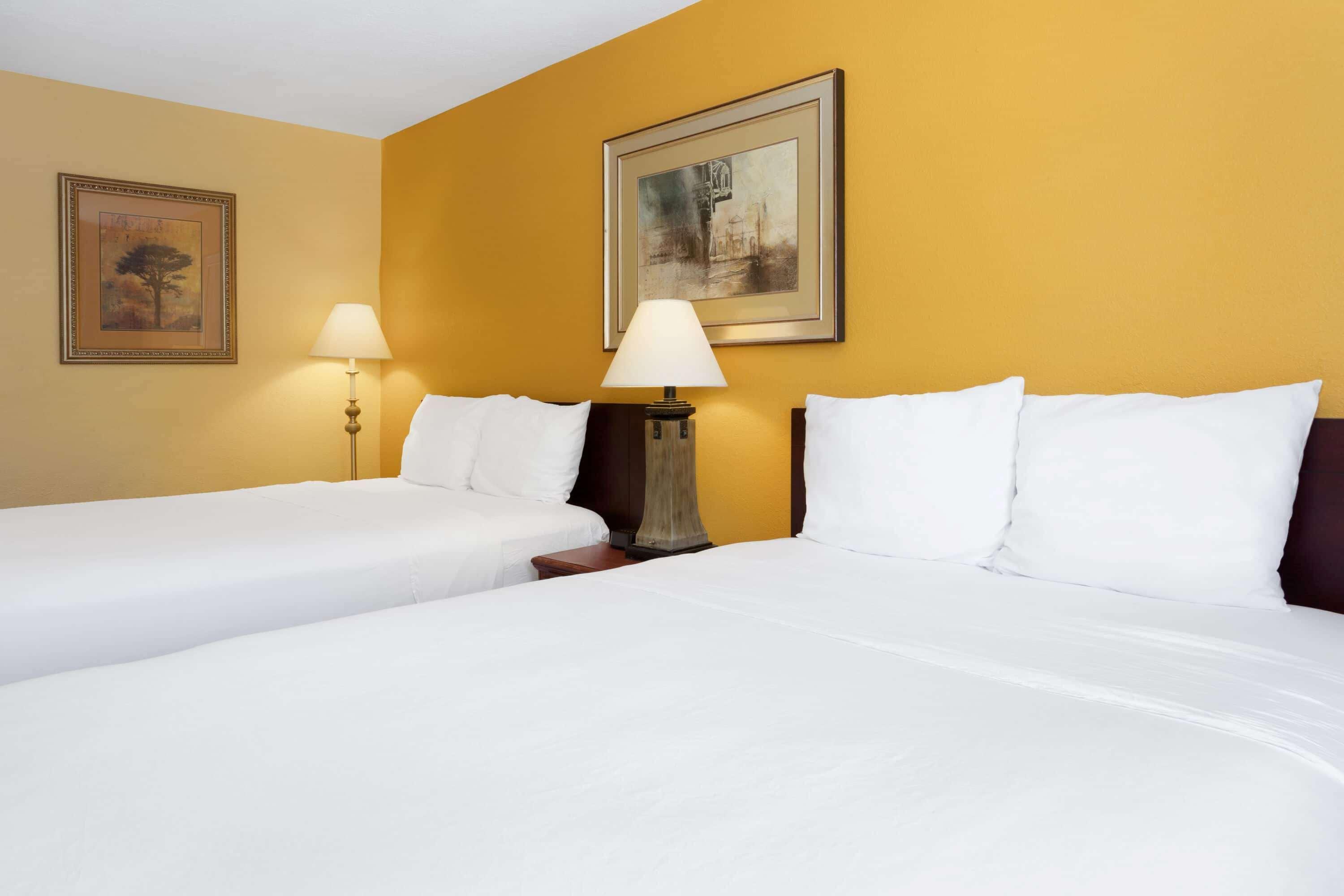 Travelodge By Wyndham Albuquerque East Екстер'єр фото
